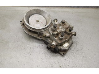 Топливная рампа 0438121011, 026133353 Audi 80 90 B3