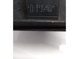 Вентилятор печки    1J1819021A   Audi A3 S3 8L