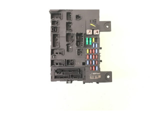 Блок предохранителей 8637B680, 8637B680 Mitsubishi Outlander