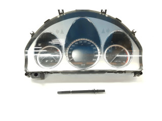 Přístrojová deska Mercedes-Benz GLK (X204) 2010 A2049002105, A2049002105