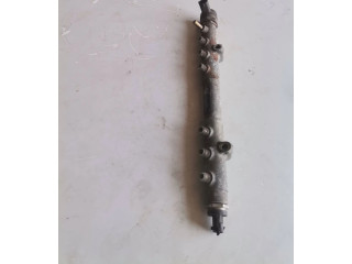 Топливная рампа 30757146, 001162L2 Volvo V70