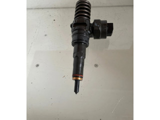 Vstřikovač 038130073F, 038130073L   Volkswagen Bora     