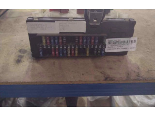 Блок предохранителей WU37343 Rover Rover