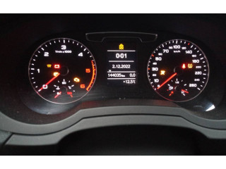 Панель приборов 8U0920930J, E2-A1-37-3 Audi Q3 8U