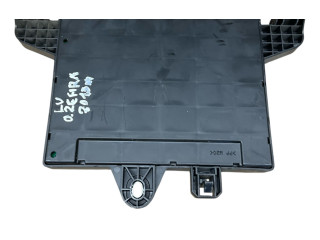 Pojistková skříňka 13368651 Opel Zafira C 2014