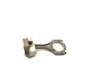 Píst 7647339   BMW 7 F01 F02 F03 F04  pro benzínový motor 4.4 N63 B44 B 