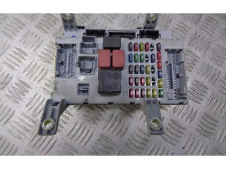 Блок предохранителей 51737302 Fiat Albea