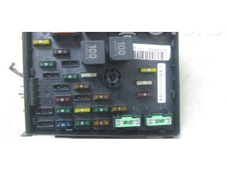 Блок предохранителей 1K0937132F Audi Q3 8U