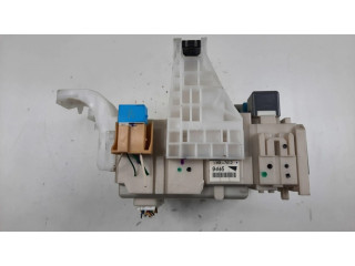 Pojistková skříňka 8273047290 Toyota Prius (XW20) 2007