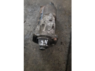 Стартер    Volvo V70      