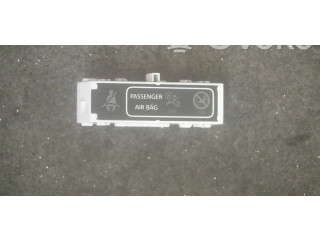 Блок подушек безопасности Renault Clio IV