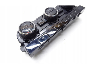 Панель приборов 5E0907044AK Skoda Octavia Mk3 (5E)