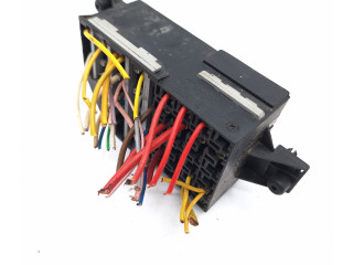 Блок предохранителей 7703297597C   Renault Clio II    