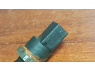 Vstřikovací lišta 0041536728   Mercedes-Benz C W203  pro naftový motor 2.2  