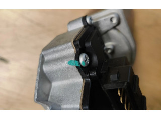 Моторчик дворников     Volvo XC90