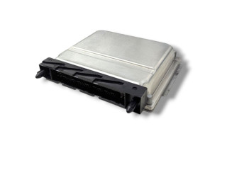 Блок управления двигателем Блок управления 0281010319, 08677708A   Volvo V70