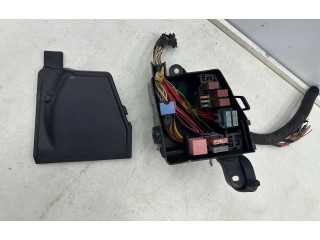 Блок предохранителей  8200738818   Dacia Logan I    