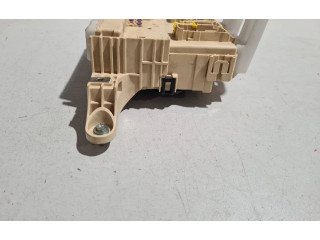 Блок предохранителей 8922178010 Lexus NX