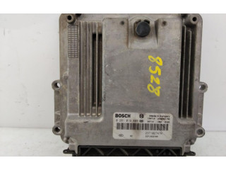 Řídící jednotka 237102747R Renault Captur 2013