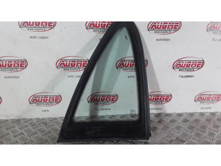 Заднее боковое стекло кузова