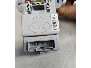 Блок предохранителей 911703E920 KIA Sorento