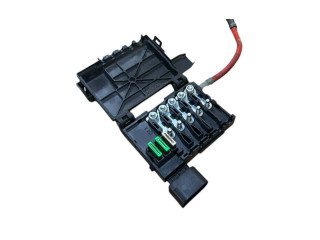 Блок предохранителей 7D0937550A   Volkswagen Transporter - Caravelle T4    