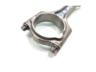 Шатун D5204T4 Volvo V40