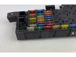 Блок предохранителей 8678449, 518823017 Volvo S80