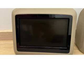 Priekinės sėdynės galvos atrama