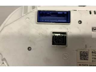 Панель приборов 84225308   Chevrolet Camaro       