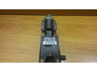 Передний двигатель механизма для подъема окон