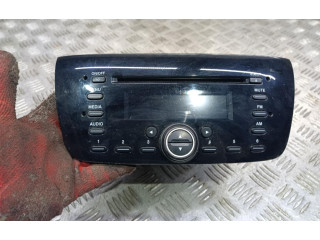 Радио/ проигрыватель CD/DVD / навигация Opel Combo