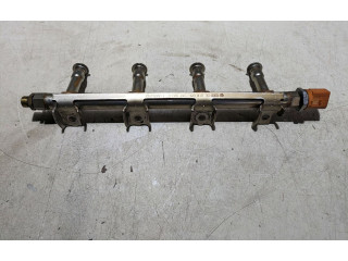 Топливная рампа 03F133320C Skoda Rapid (NH)