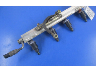 Vstřikovací lišta Toyota Carina T170