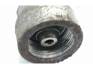 Топливная рампа    Volvo V70   для двигателя D5204T7