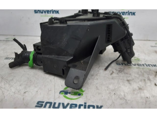 Блок предохранителей K68286175AA, K68282231AA Jeep Compass