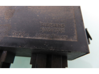 Řídící jednotka 0261203932, 030906027E Volkswagen Polo III 6N 6N2 6NF 1998