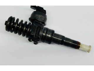 Форсунка 038130073AG    Audi A3 S3 8L   