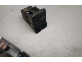 Přístrojová deska Audi 80 90 B2 1982 81117434, 88471068