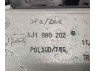 Подушка безопасности водителя 5E0880201, 5J1880202 Skoda Fabia Mk2 (5J)
