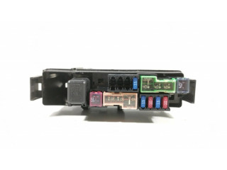 Pojistková skříňka CD300 Nissan 350Z 2004