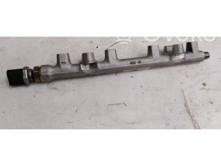 Топливная рампа 04C906054C, 05E133320 Audi Q3 F3