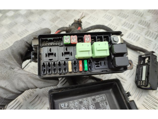 Блок предохранителей 9240945, 924094503 Mini Paceman (R61)