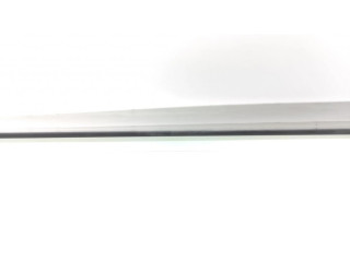 Основное стекло передних дверей (двухдверного автомобиля)