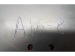 Радио/ проигрыватель CD/DVD / навигация