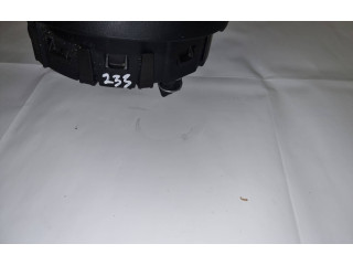 Подушка безопасности водителя GX73043B13 Jaguar XE