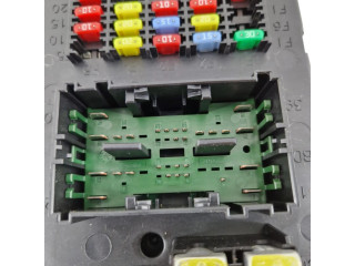 Блок предохранителей 56049915aa Jeep Grand Cherokee (WK)