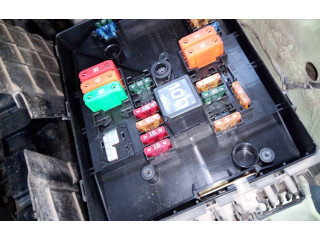 Pojistková skříňka Řídící jednotka BSM    Volkswagen Caddy 2007