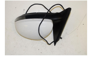Зеркало электрическое Skoda Yeti (5L) 2009 - 2017 года