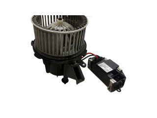 Вентилятор печки    8K1820021   Audi A5 8T 8F